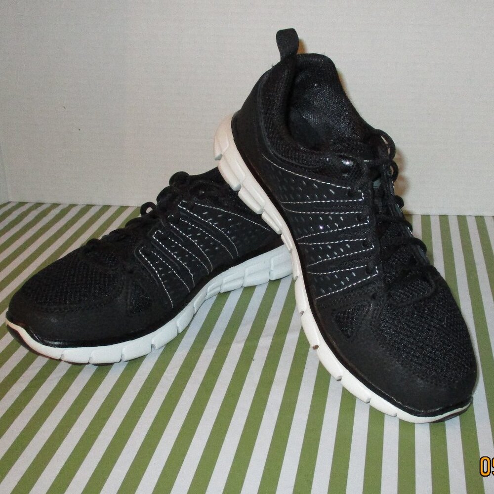 Skechers Lite-Weight Sneakers